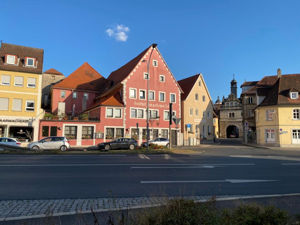 Gasthof Zum Goldenen Schiff - Lehm, Stil & Altstadtflair Marktbreit Exterior photo